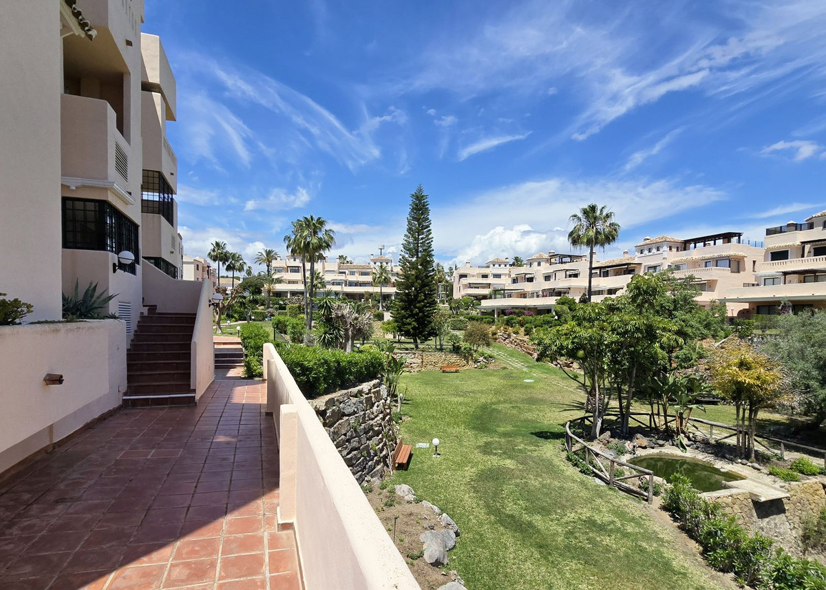 Begane grond appartement in Elviria-44
