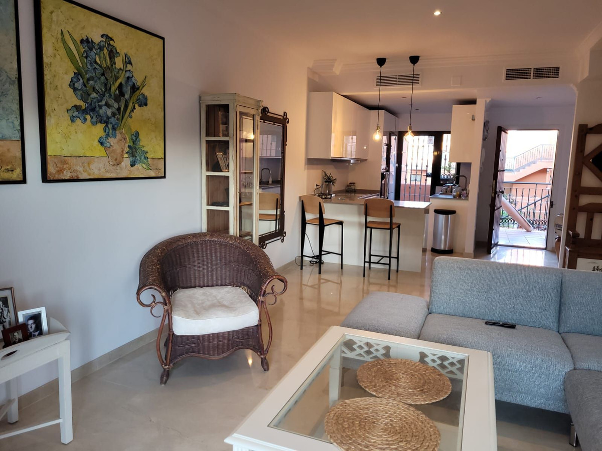 Duplex in Elviria-10