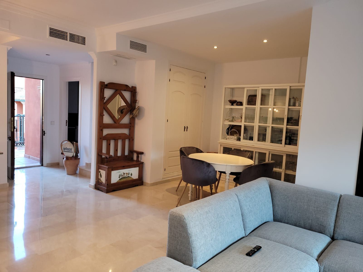 Duplex in Elviria-11