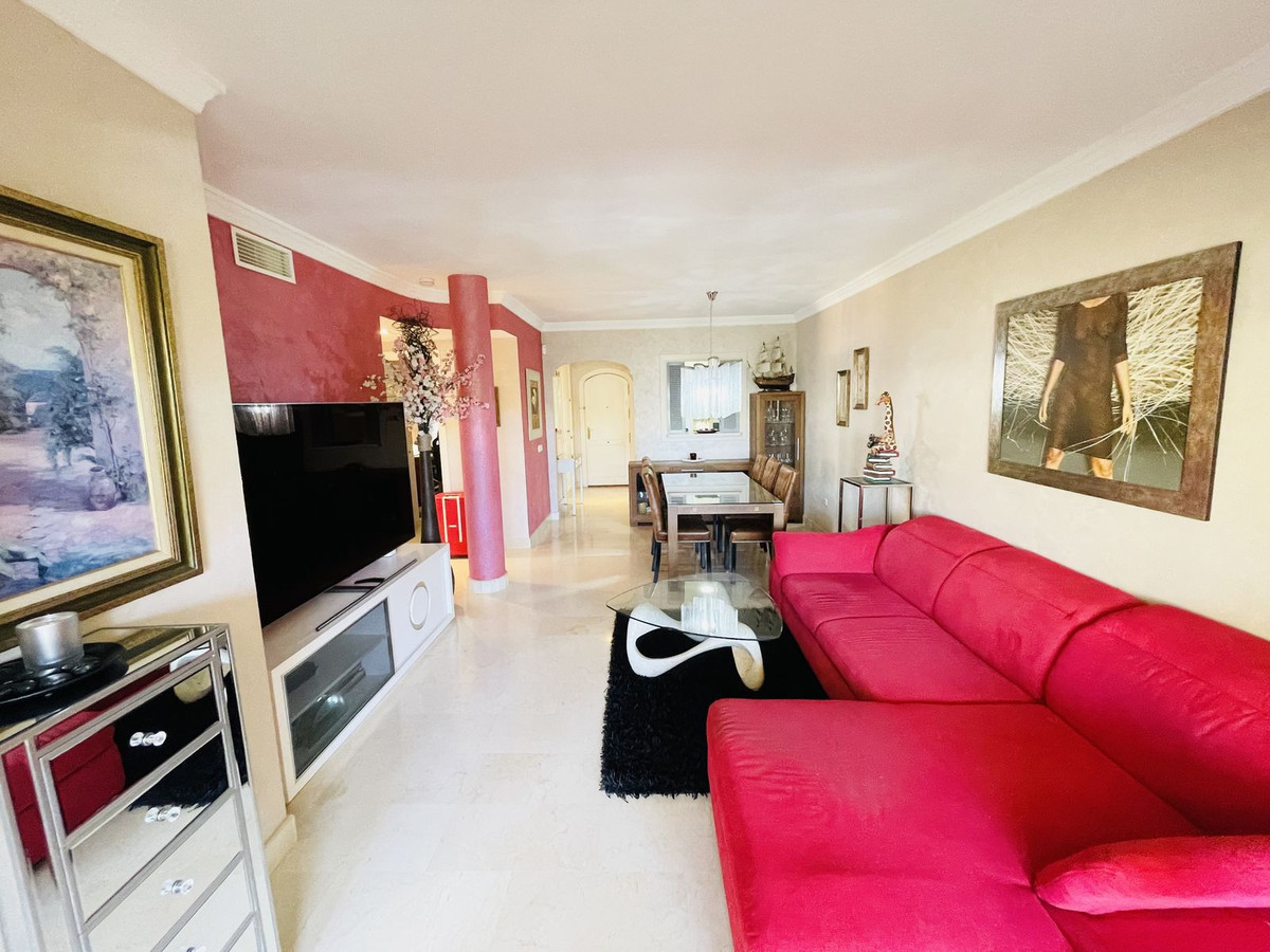 Tussenverdieping Appartement in Elviria-14