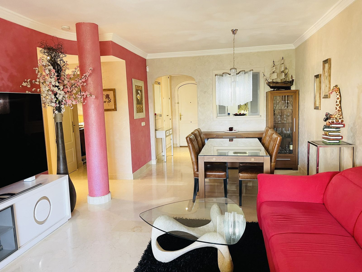 Tussenverdieping Appartement in Elviria-15