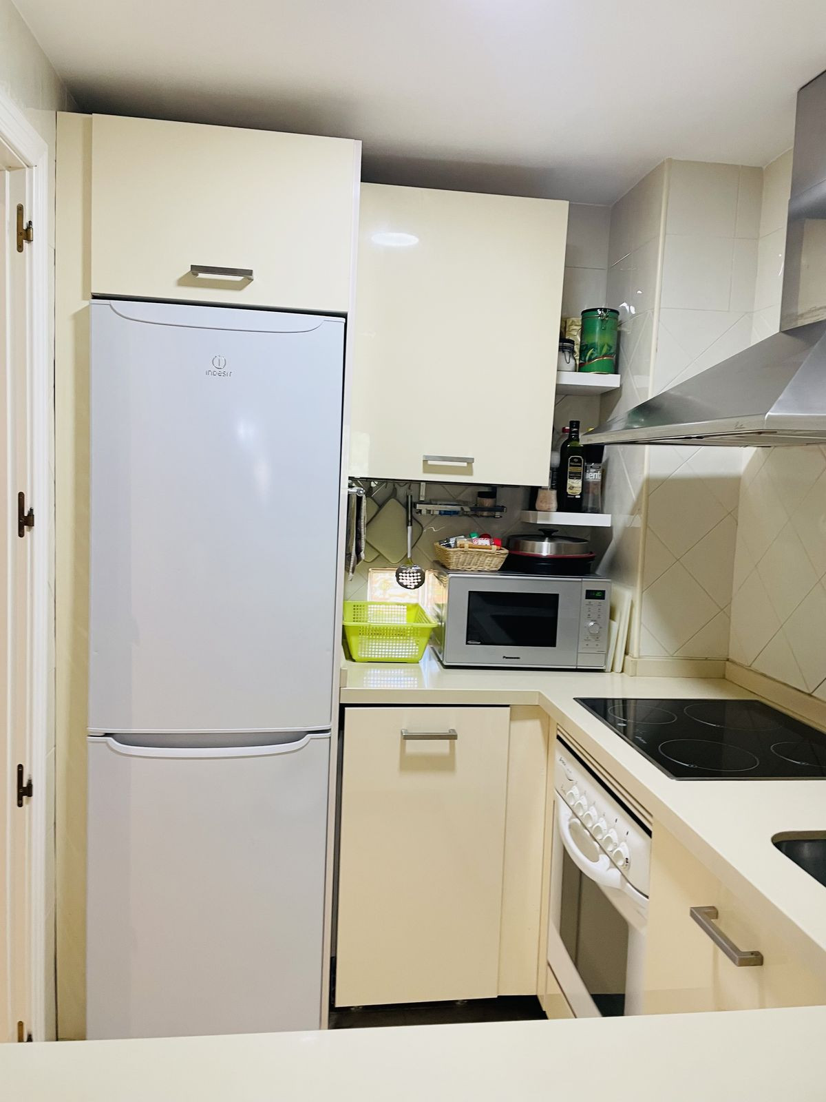 Tussenverdieping Appartement in Elviria-8