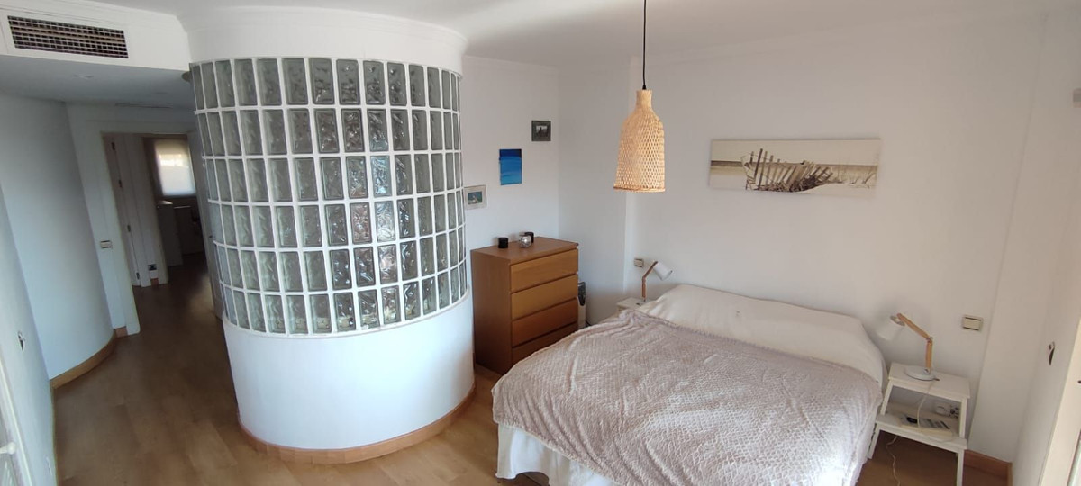 Tussenverdieping Appartement in Elviria-18