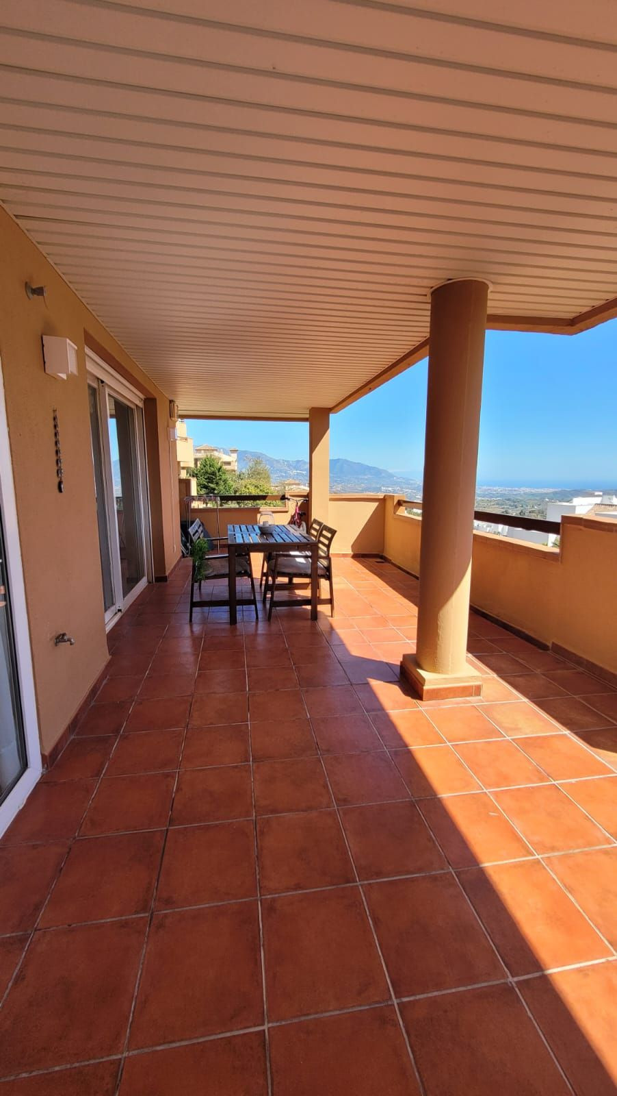 Tussenverdieping Appartement in Elviria-2