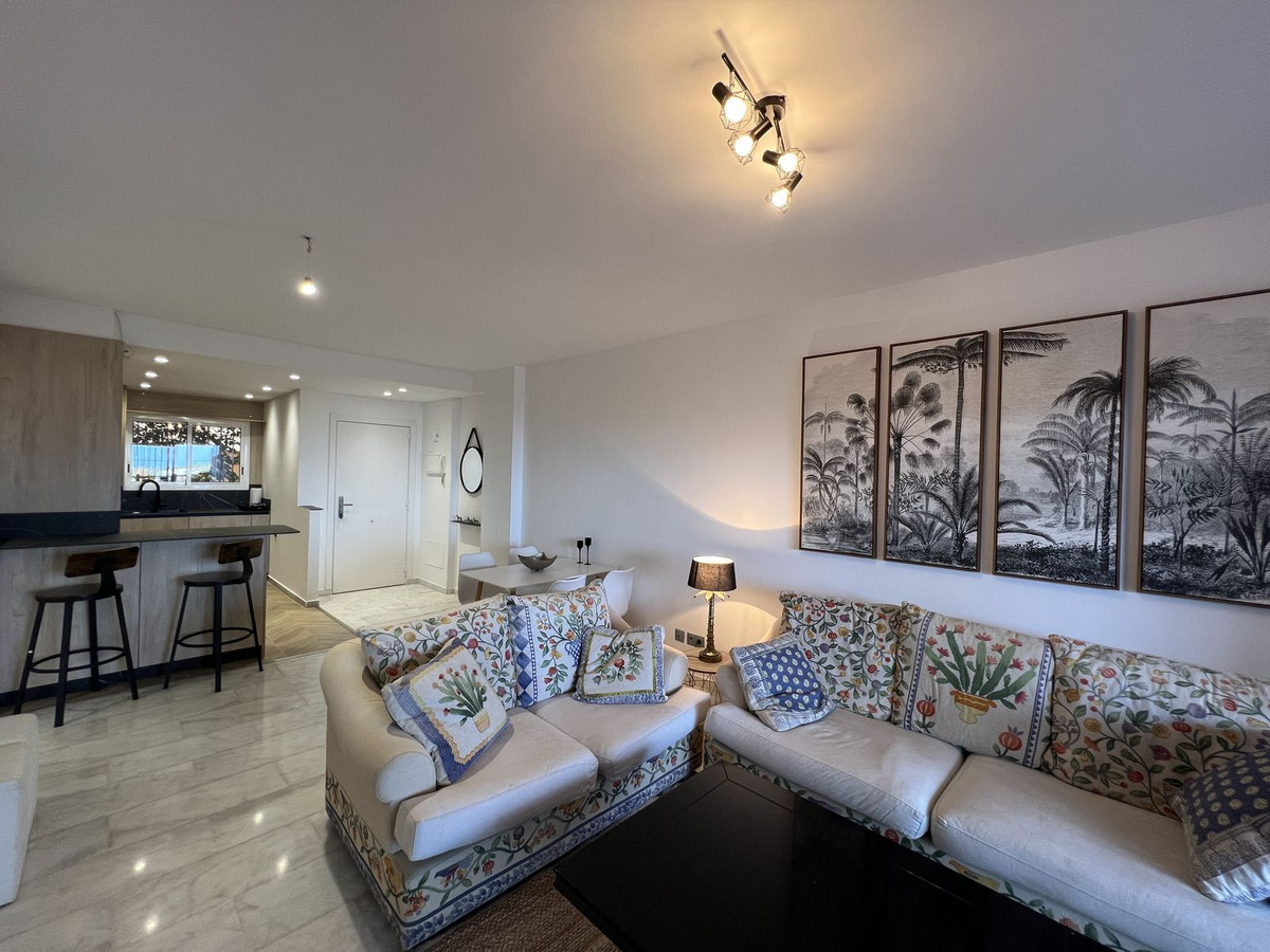 Begane grond appartement in Elviria-8