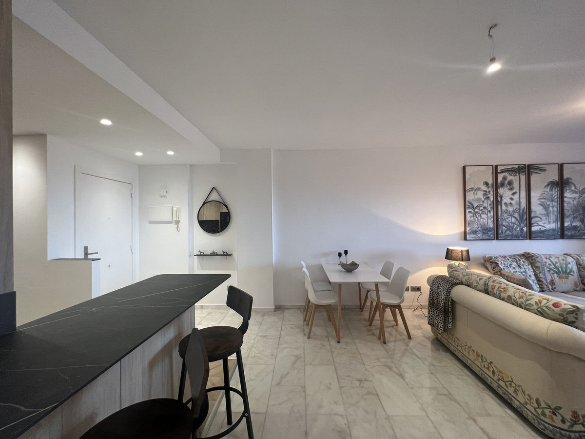 Begane grond appartement in Elviria-9