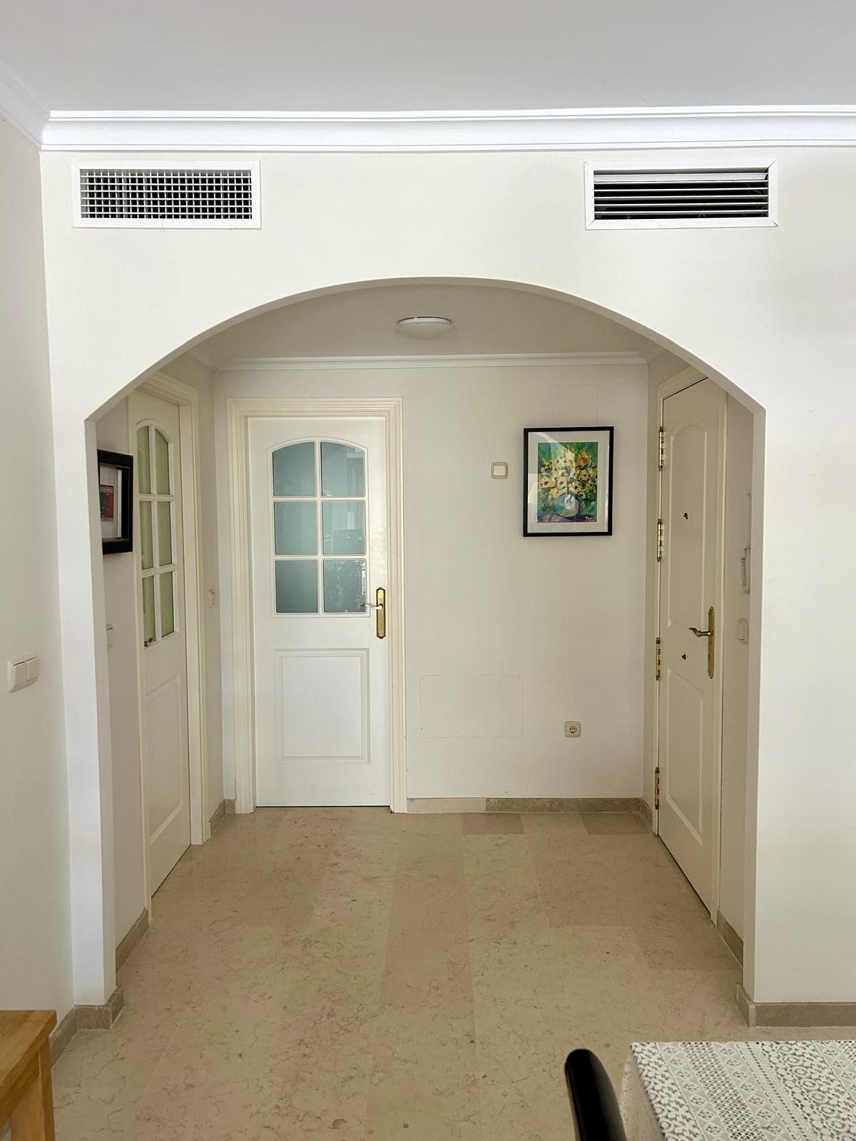 Tussenverdieping Appartement in Elviria-4