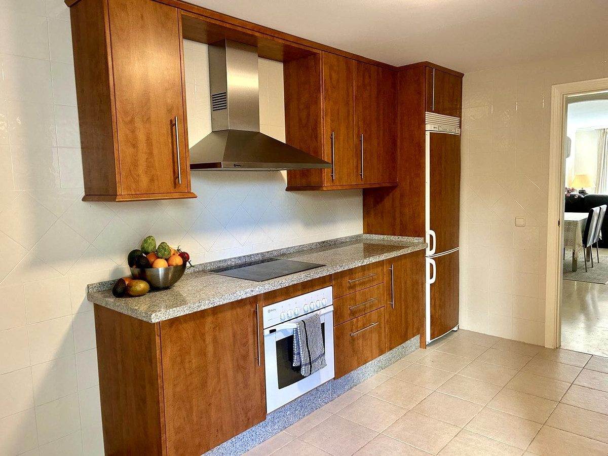 Tussenverdieping Appartement in Elviria-9