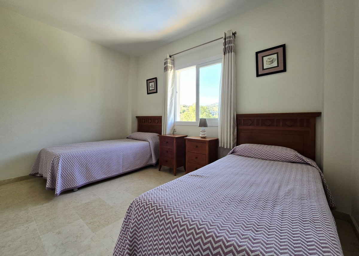 Bovenverdieping Appartement in Elviria-22