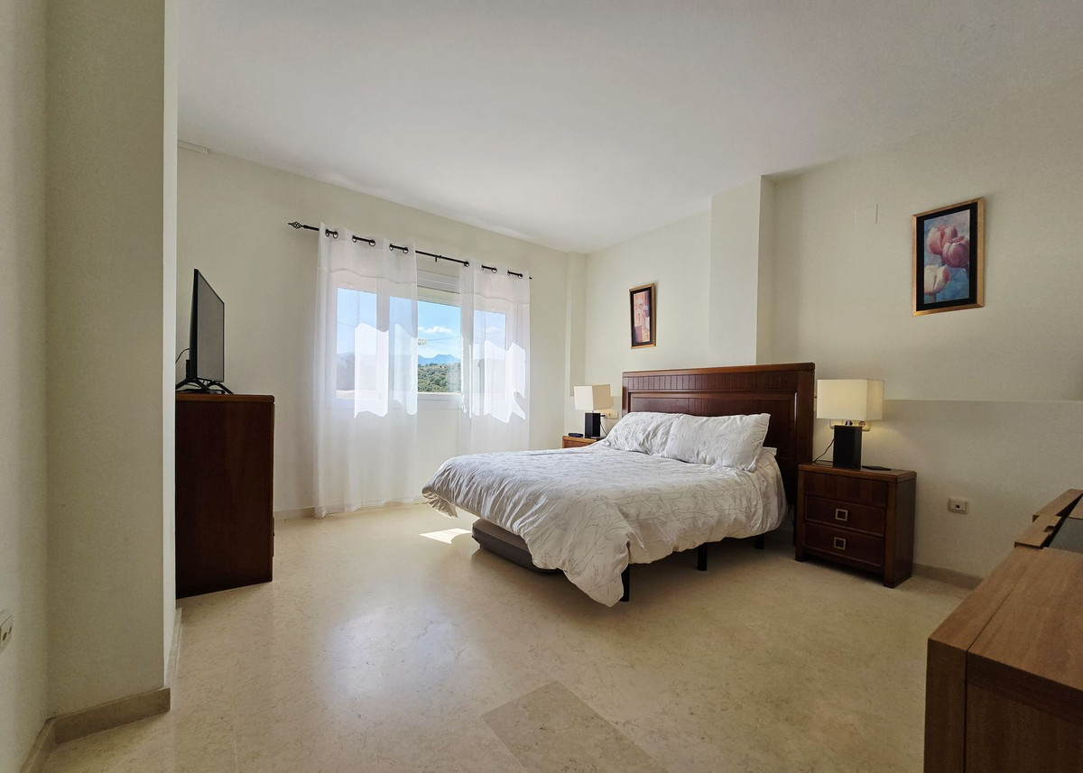 Bovenverdieping Appartement in Elviria-26
