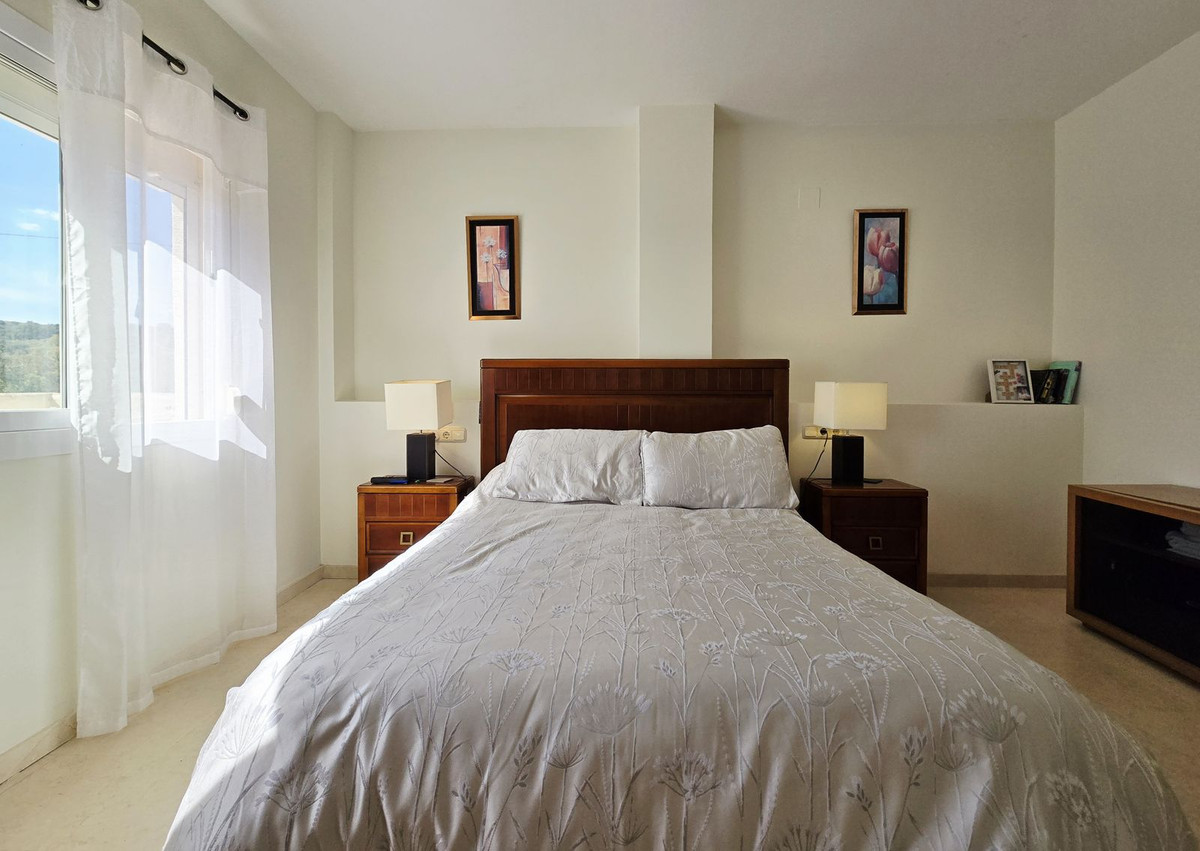 Bovenverdieping Appartement in Elviria-28