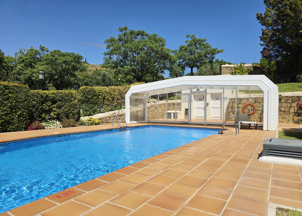 Bovenverdieping Appartement in Elviria-6