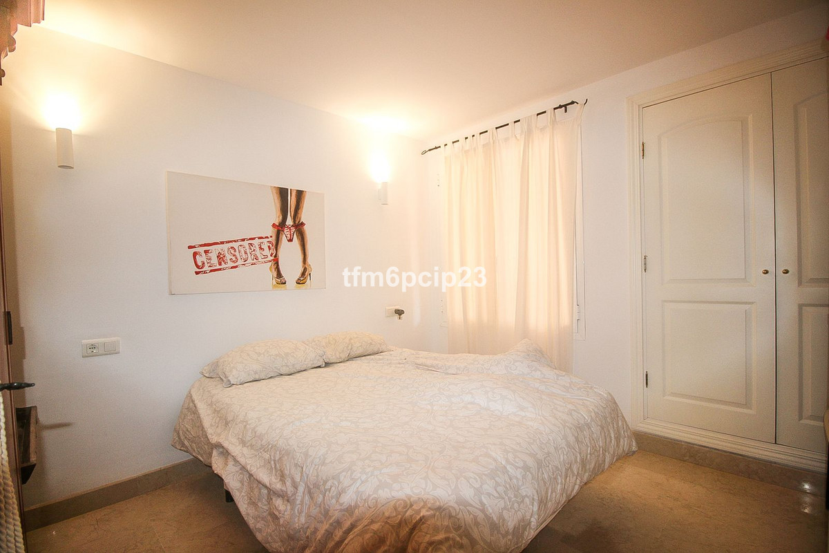 Appartement te koop in Elviria | 2 slaapkamers H5056654