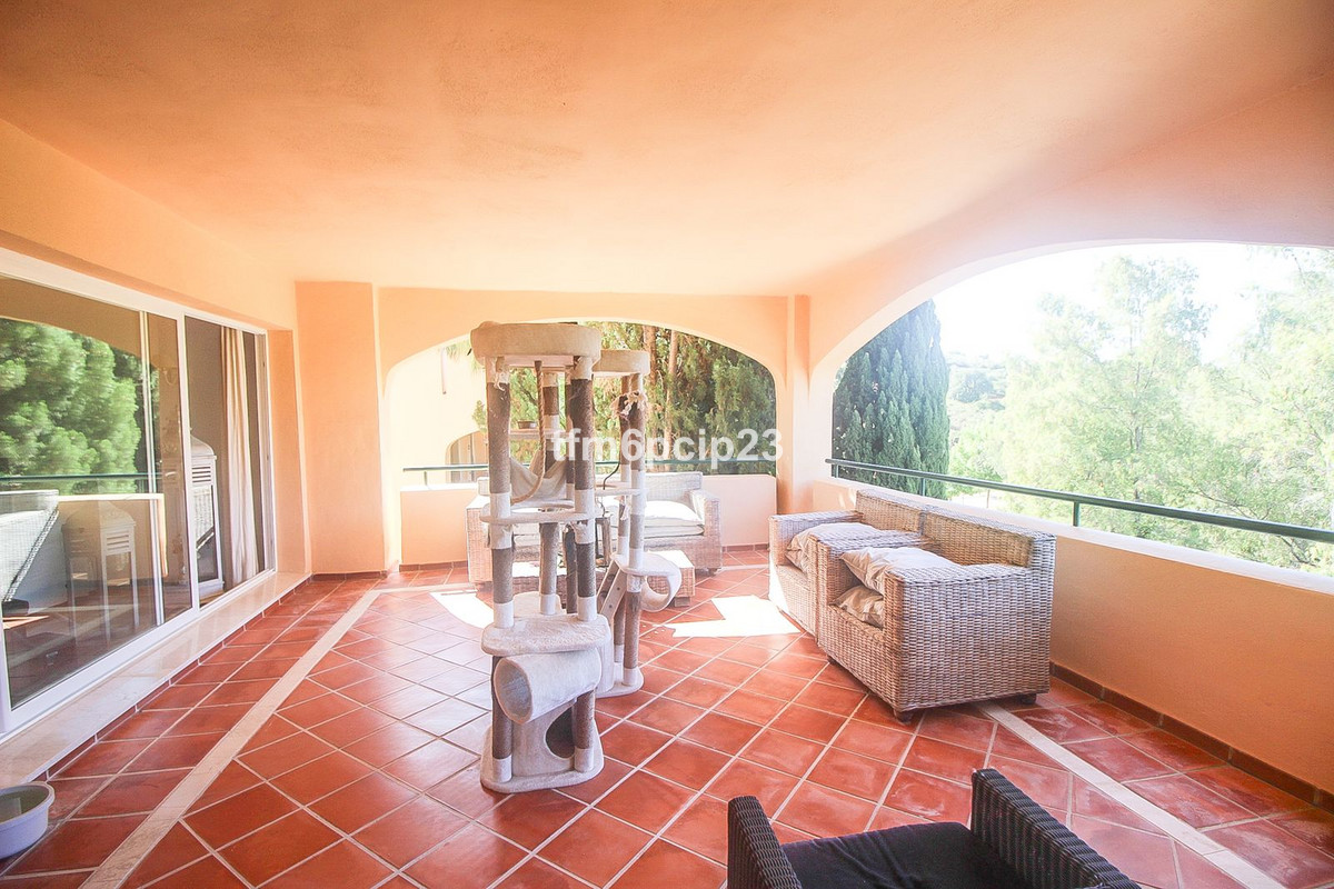 Appartement te koop in Elviria | 2 slaapkamers H5056654