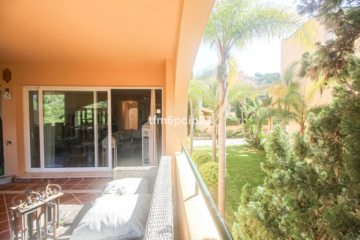 Appartement te koop in Elviria | 2 slaapkamers H5056654