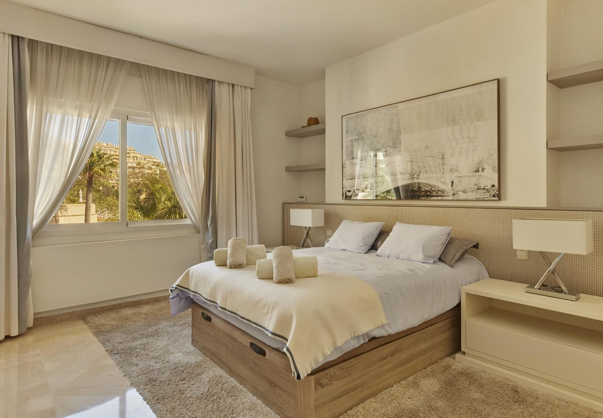 Appartement te koop in Elviria | 3 slaapkamers H5056888