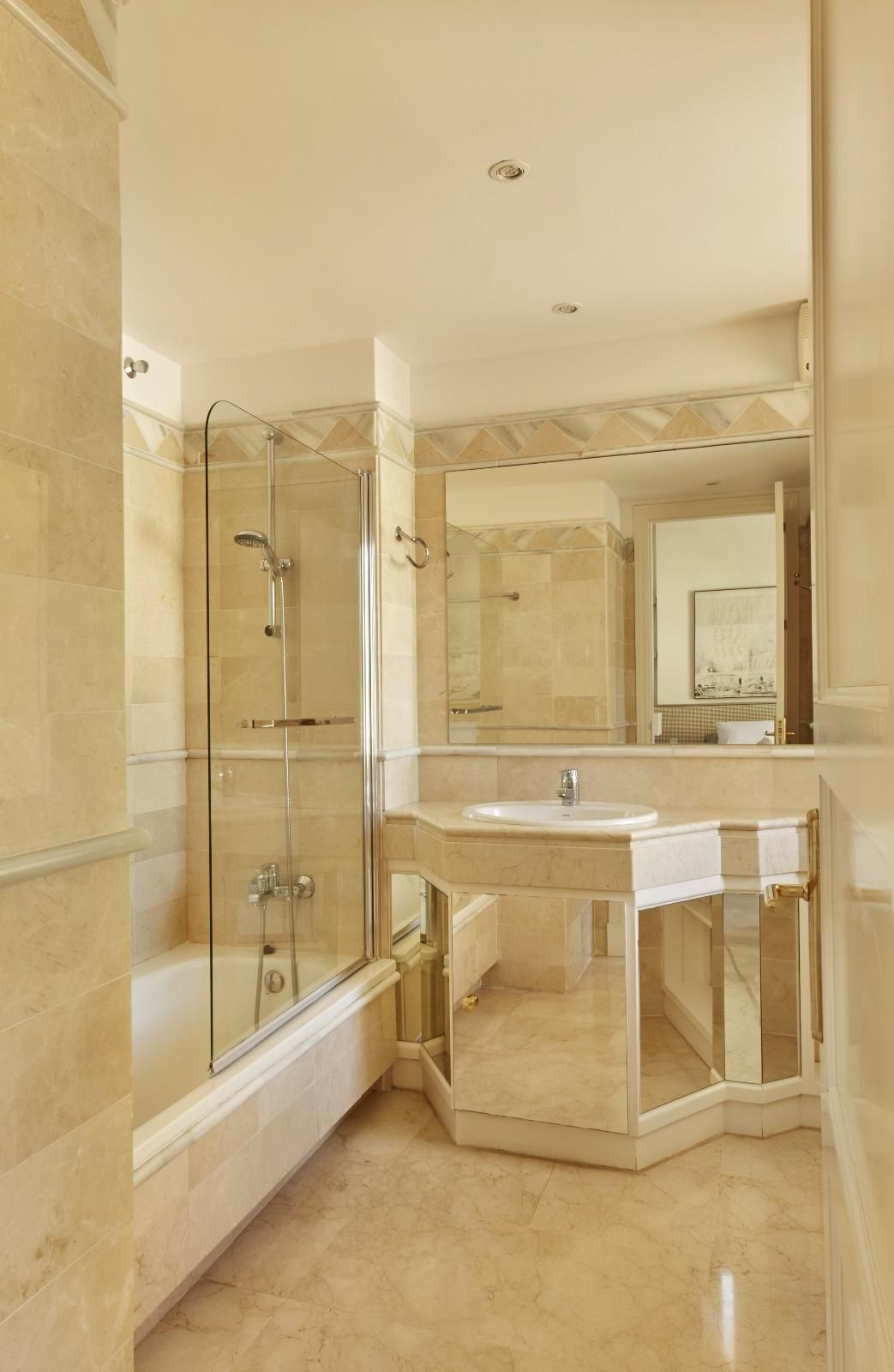 Appartement te koop in Elviria | 3 slaapkamers H5056888