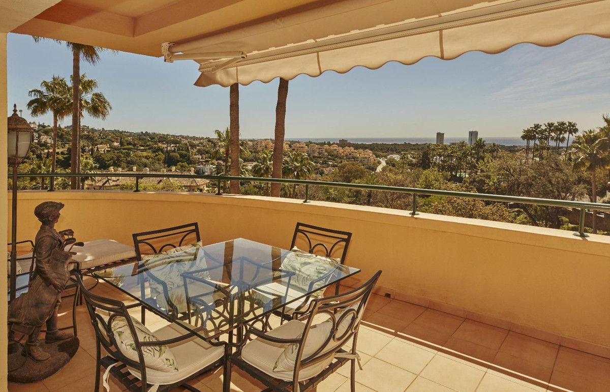 Appartement te koop in Elviria | 3 slaapkamers H5056888
