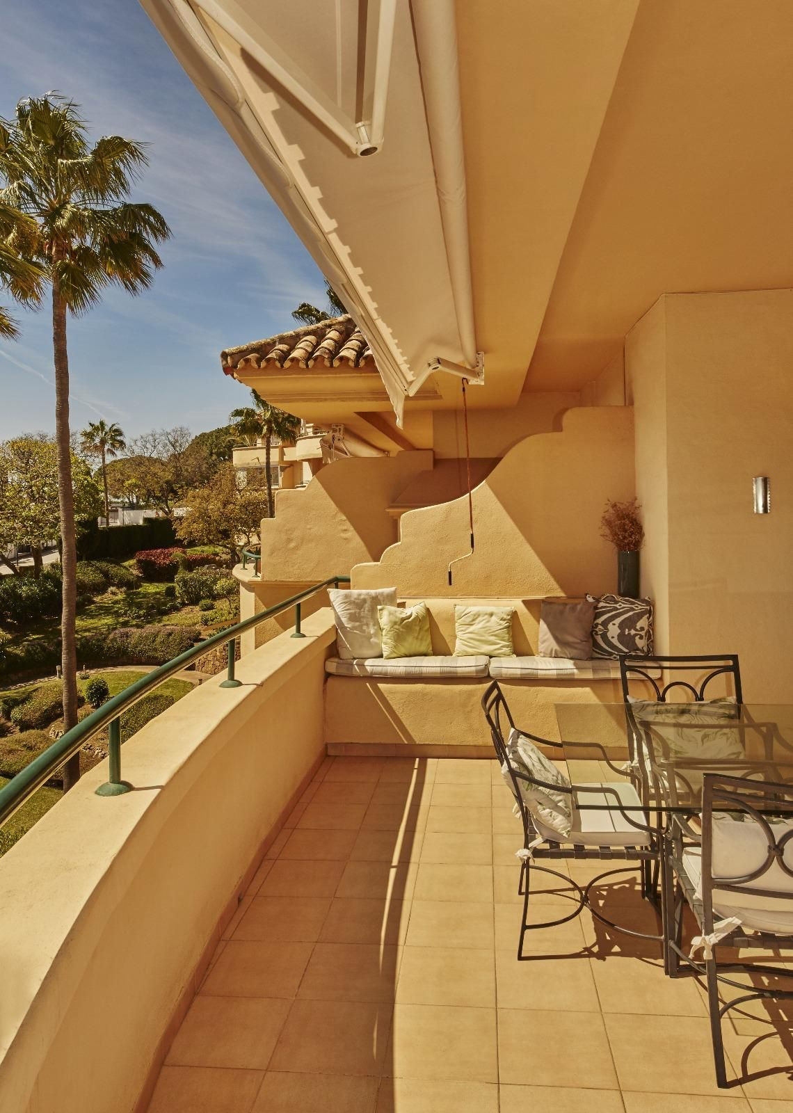 Appartement te koop in Elviria | 3 slaapkamers H5056888