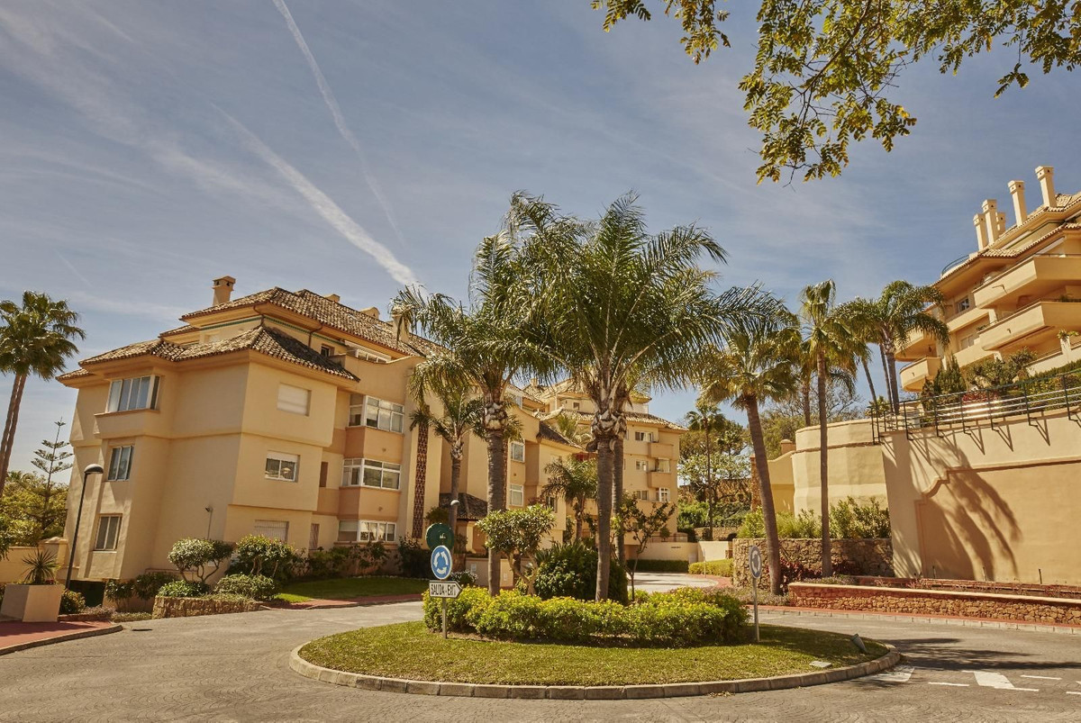 Appartement te koop in Elviria | 3 slaapkamers H5056888