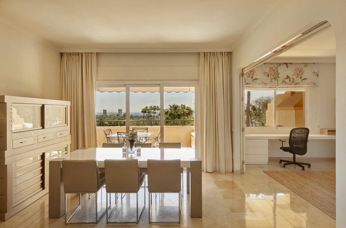 Appartement te koop in Elviria | 3 slaapkamers H5056888
