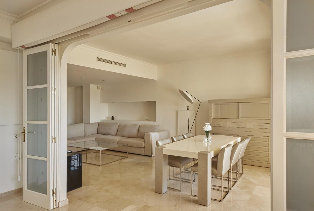 Appartement te koop in Elviria | 3 slaapkamers H5056888