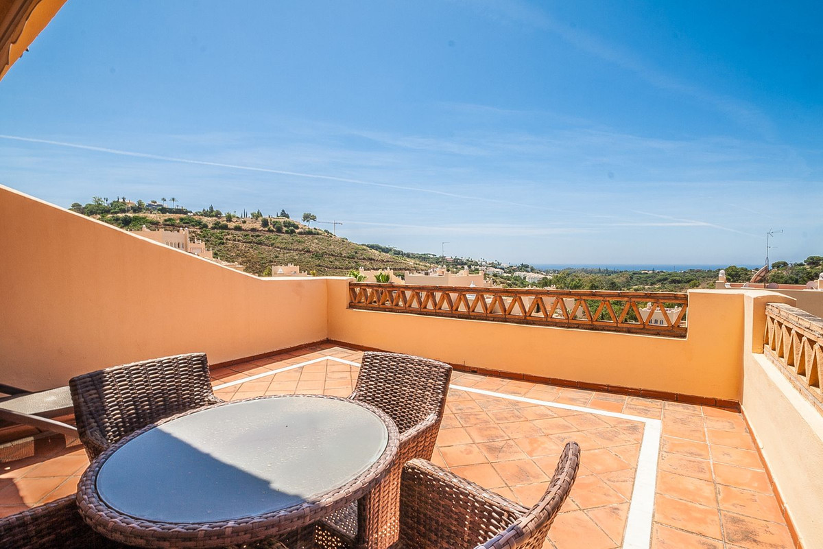 Appartement te koop in Elviria | 2 slaapkamers H5058343