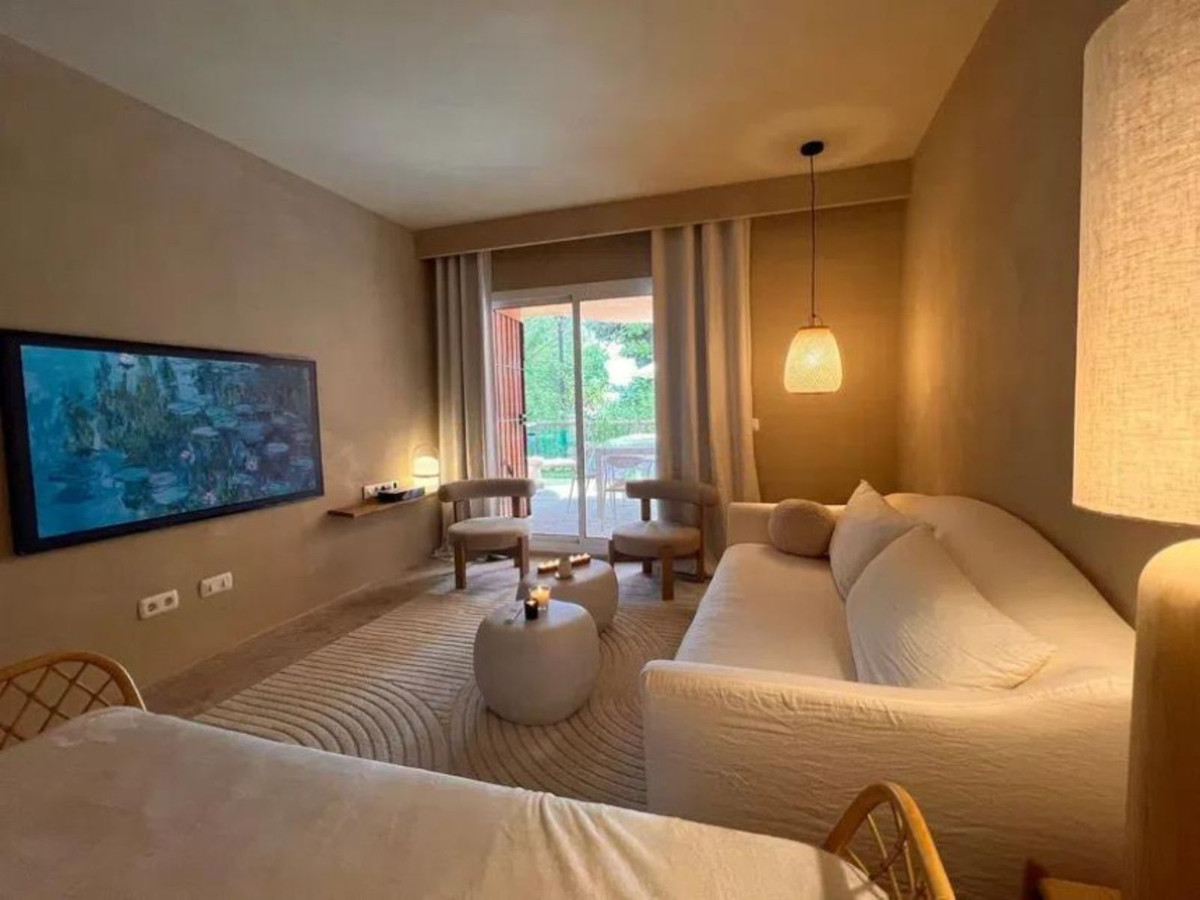 Appartement te koop in Elviria | 2 slaapkamers H5061358