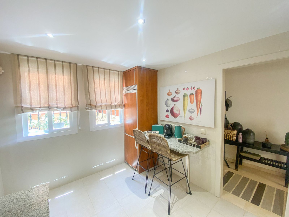 Appartement te koop in Elviria | 2 slaapkamers H5073760