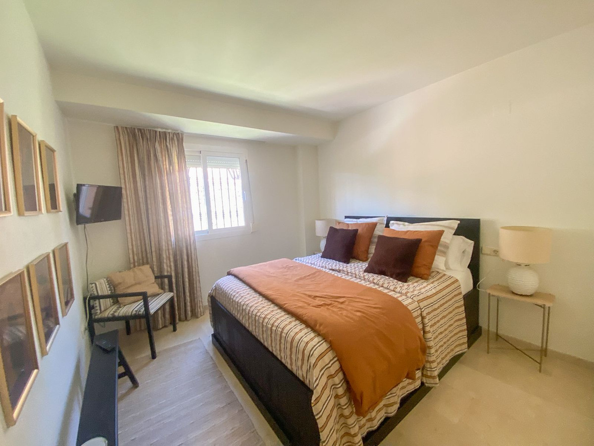 Appartement te koop in Elviria | 2 slaapkamers H5073760