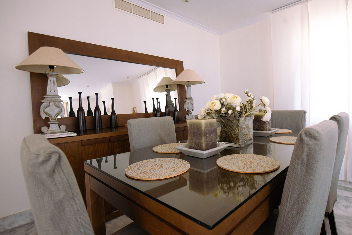 Appartement te koop in Elviria | 3 slaapkamers H5074009