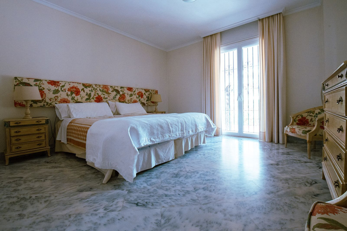 Appartement te koop in Elviria | 3 slaapkamers H5074009