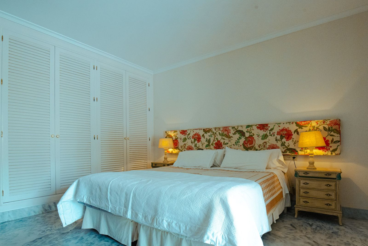 Appartement te koop in Elviria | 3 slaapkamers H5074009