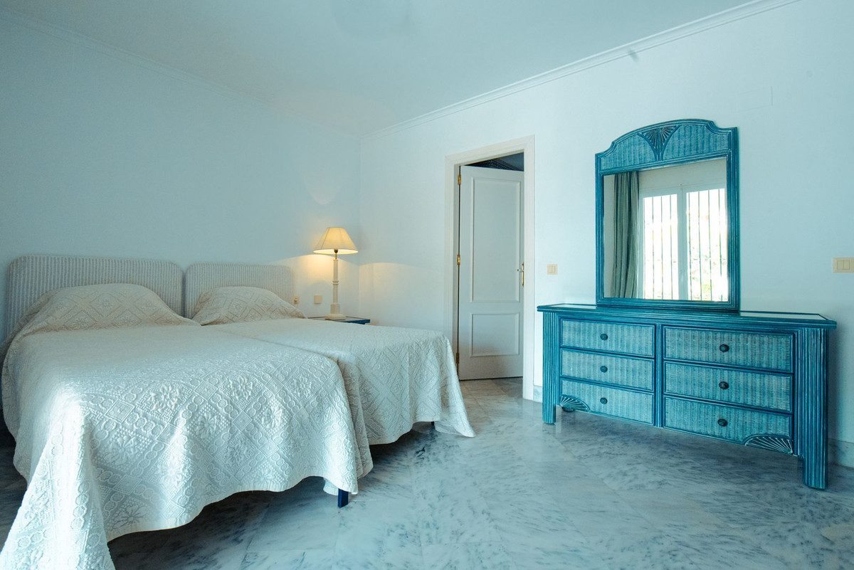 Appartement te koop in Elviria | 3 slaapkamers H5074009