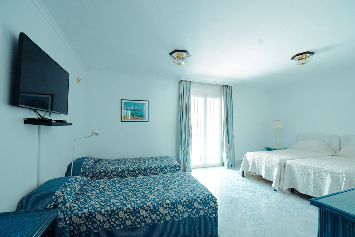 Appartement te koop in Elviria | 3 slaapkamers H5074009