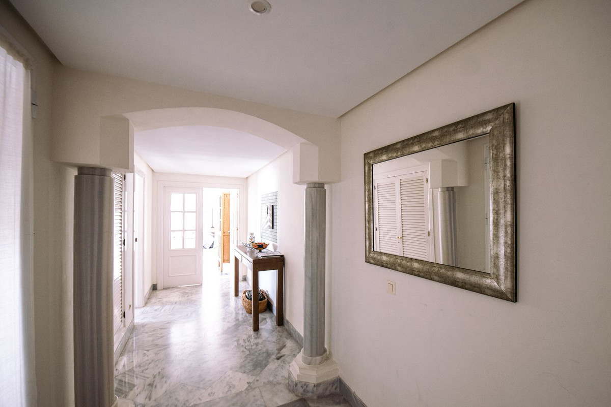 Appartement te koop in Elviria | 3 slaapkamers H5074009