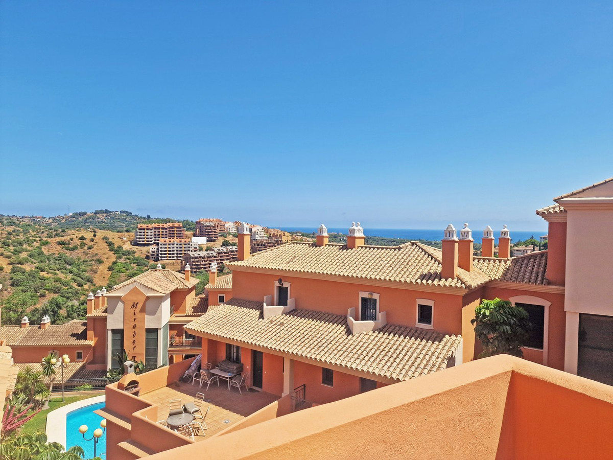 Penthouse Duplex te koop in Elviria | 2 slaapkamers H5074048