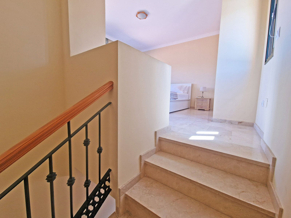 Penthouse Duplex te koop in Elviria | 2 slaapkamers H5074048