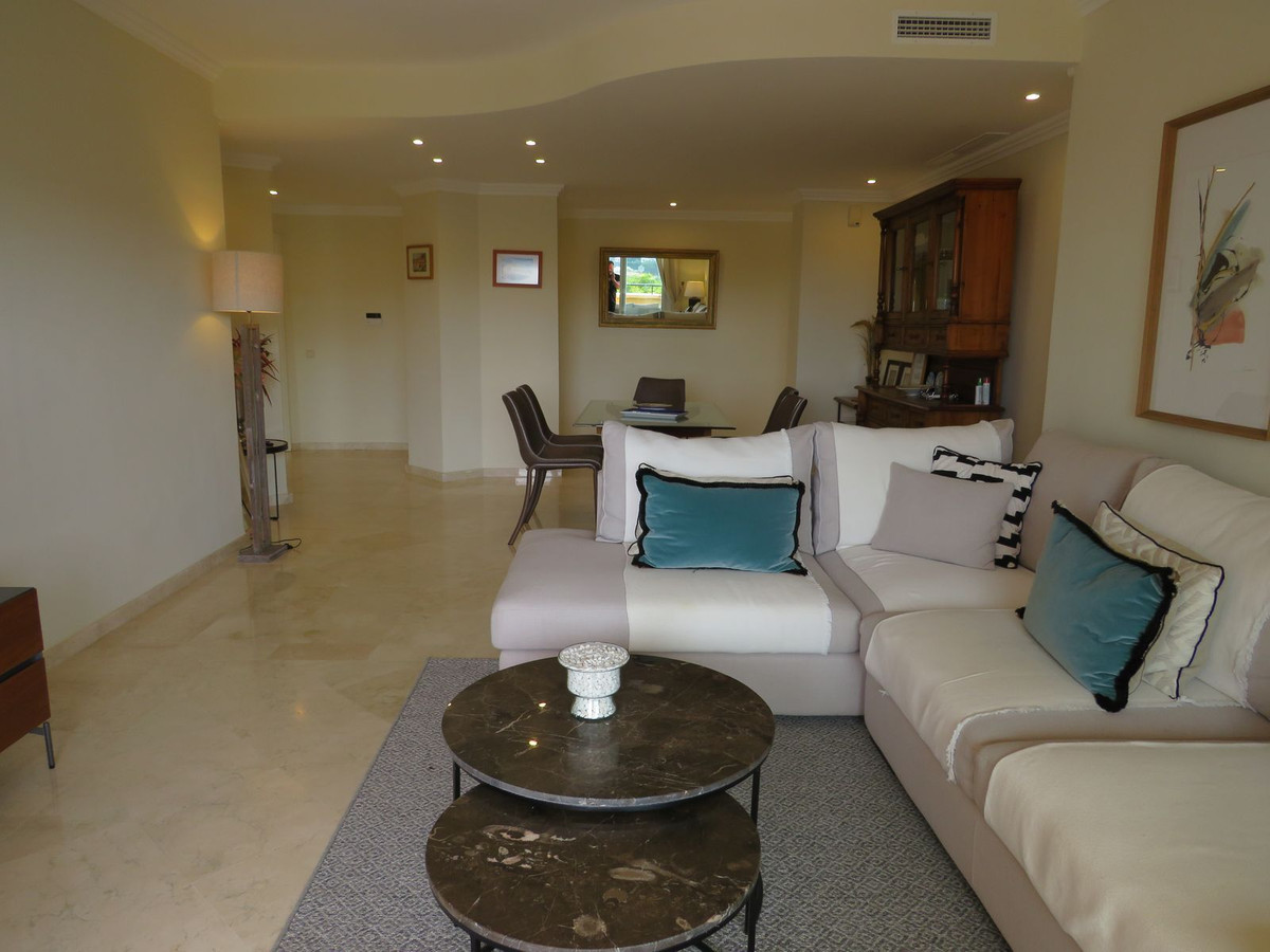 Appartement te koop in Elviria | 3 slaapkamers H5077300