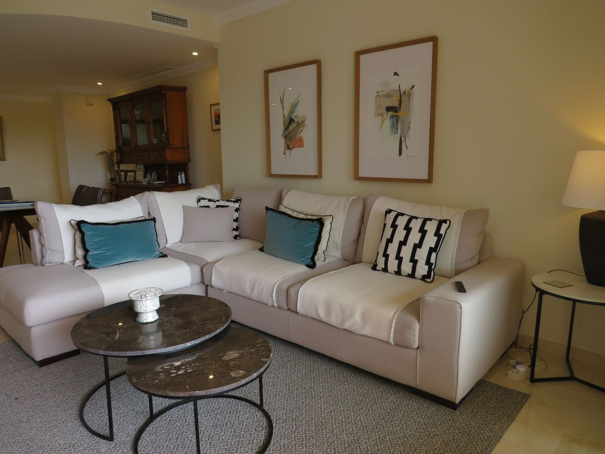 Appartement te koop in Elviria | 3 slaapkamers H5077300