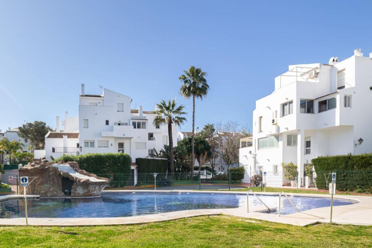 Appartement te koop in Elviria | 3 slaapkamers H5078716