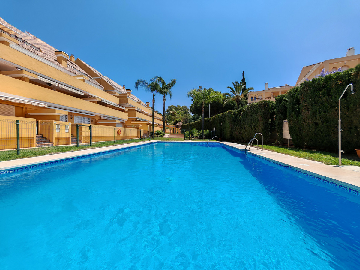 Appartement te koop in Elviria | 3 slaapkamers H5079247