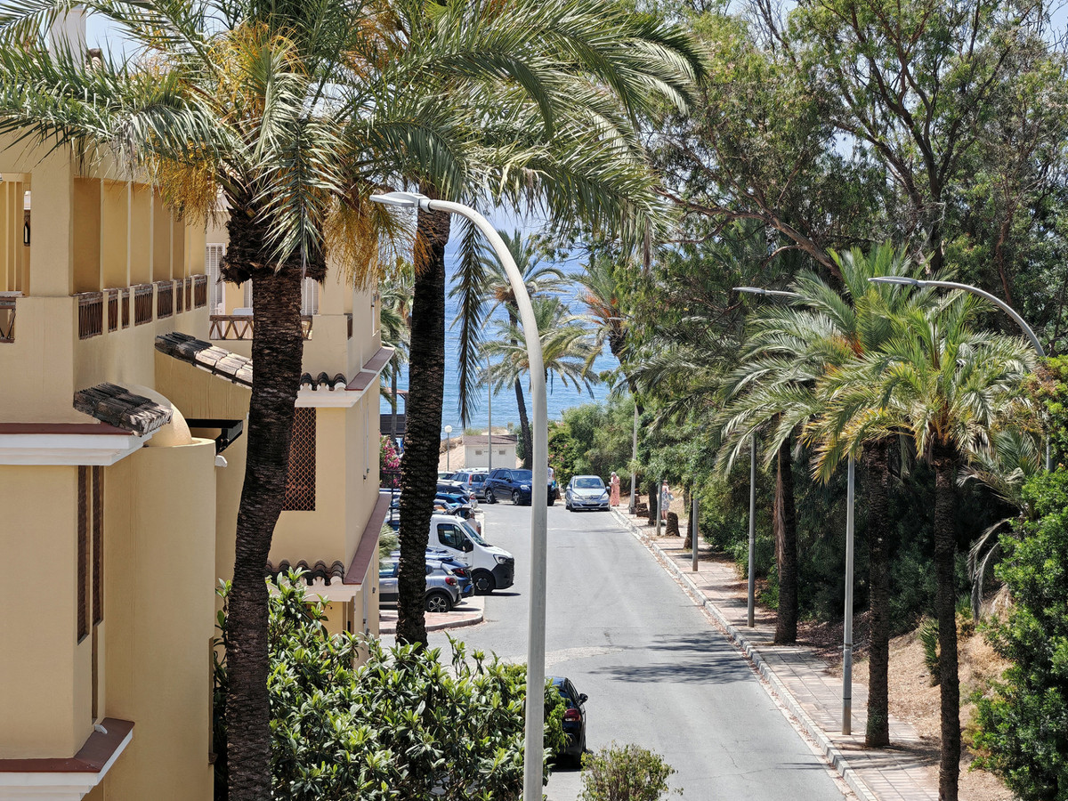 Appartement te koop in Elviria | 3 slaapkamers H5079247