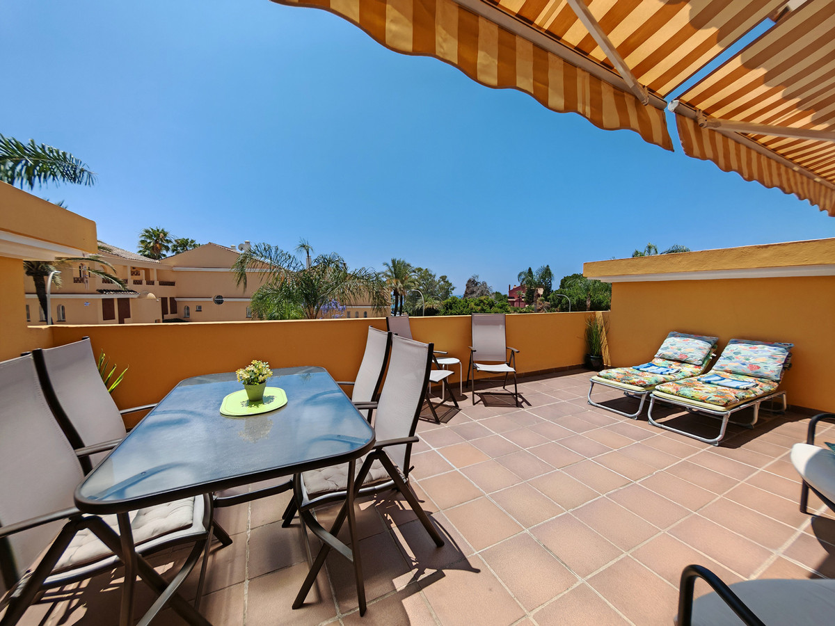 Appartement te koop in Elviria | 3 slaapkamers H5079247