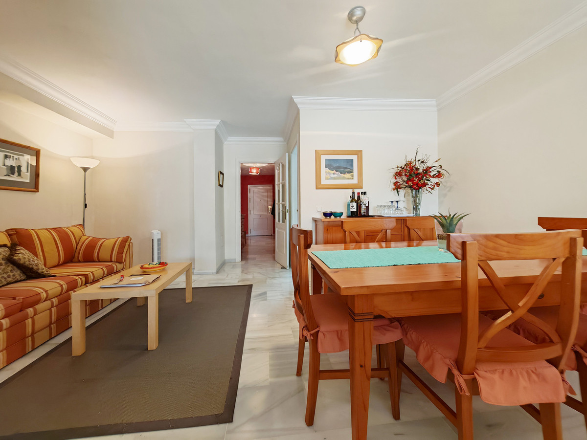 Appartement te koop in Elviria | 3 slaapkamers H5079247