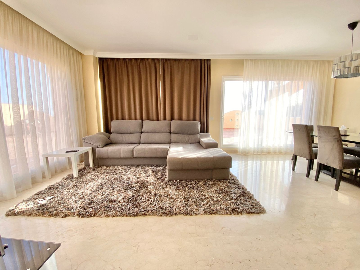Penthouse Duplex te koop in Elviria | 3 slaapkamers H5104960