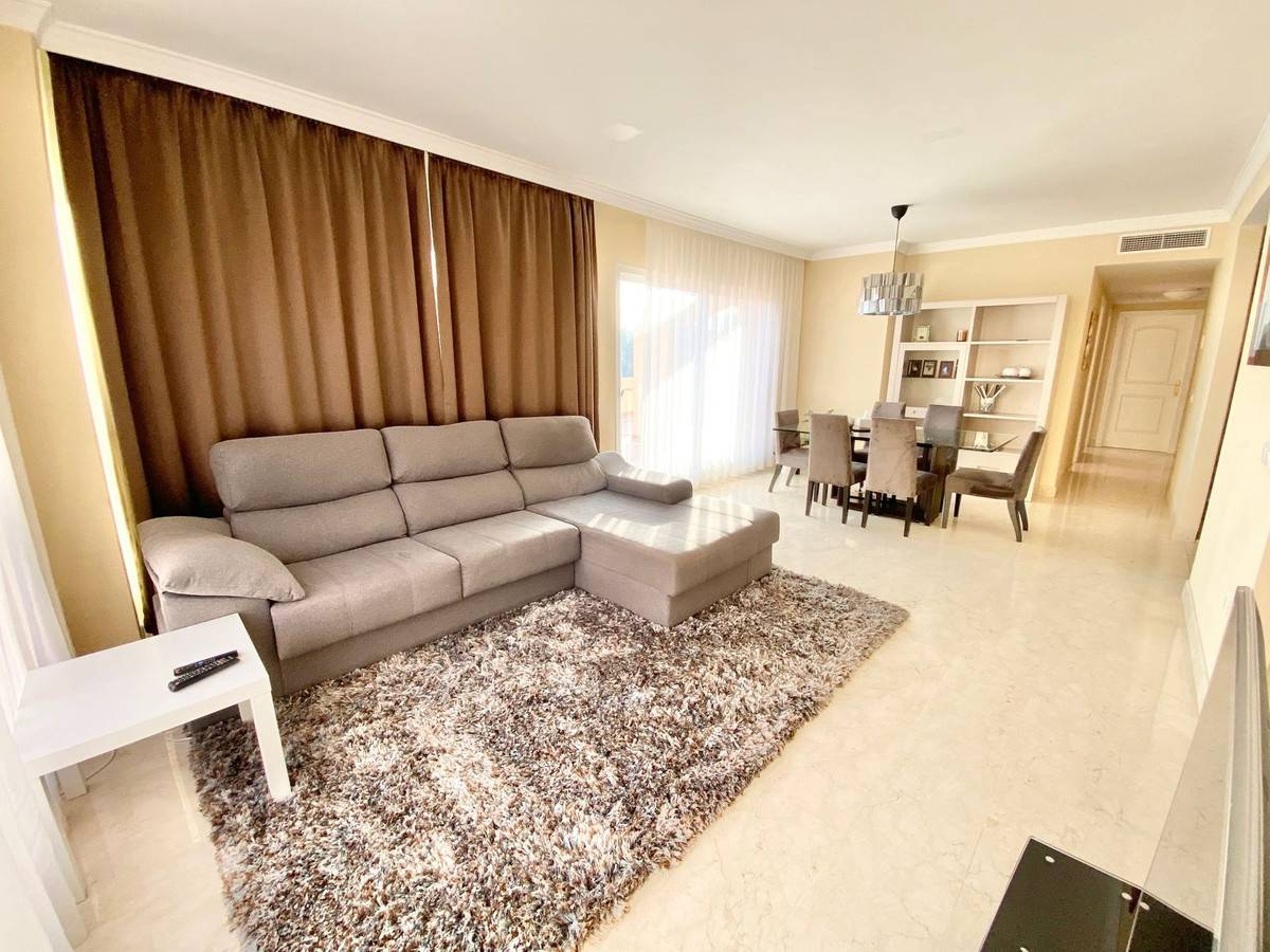 Penthouse Duplex te koop in Elviria | 3 slaapkamers H5104960