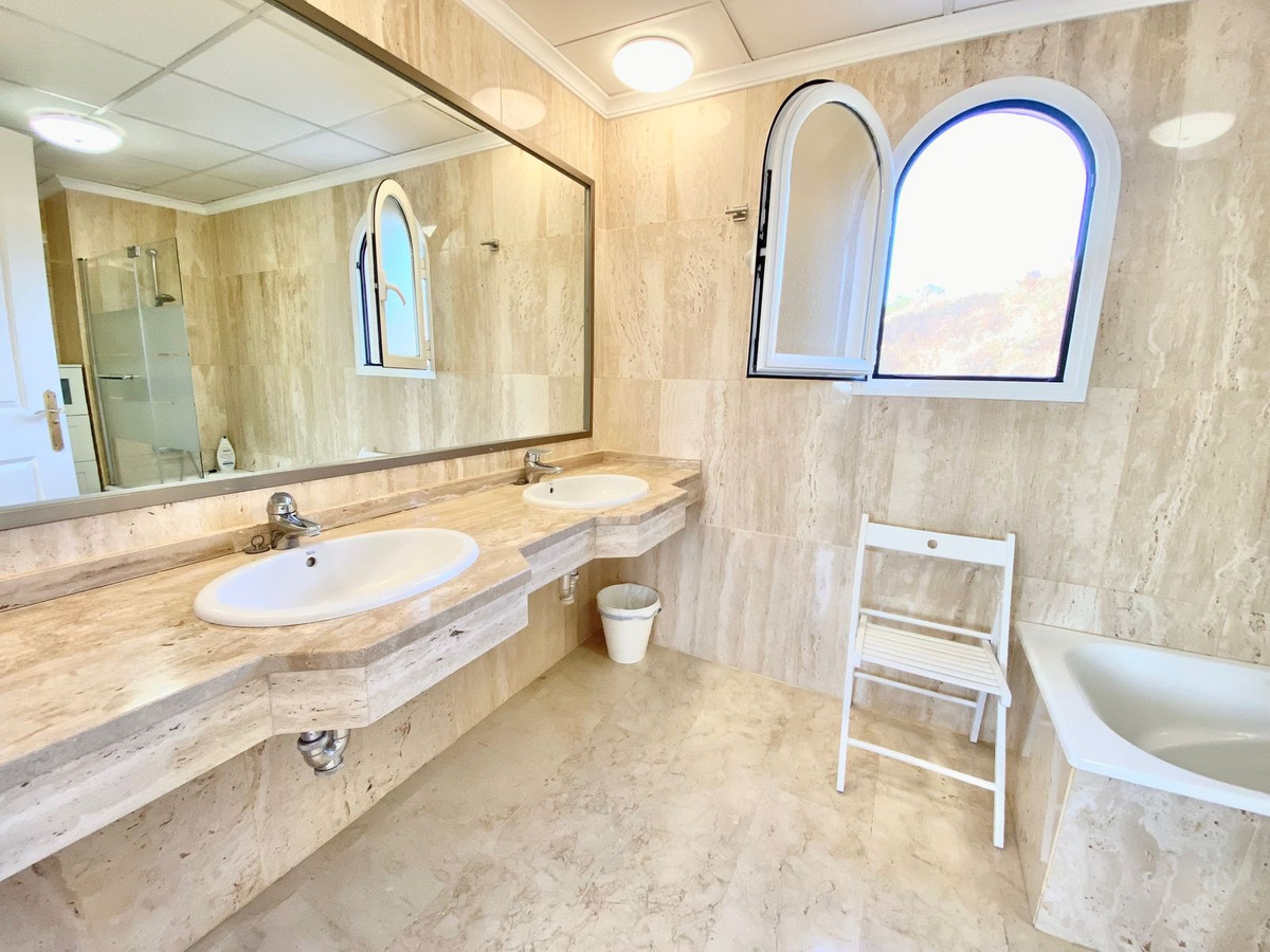 Penthouse Duplex te koop in Elviria | 3 slaapkamers H5104960
