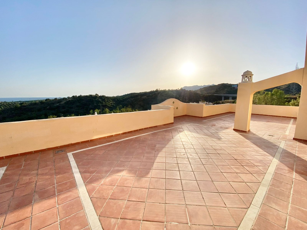 Penthouse Duplex te koop in Elviria | 3 slaapkamers H5104960