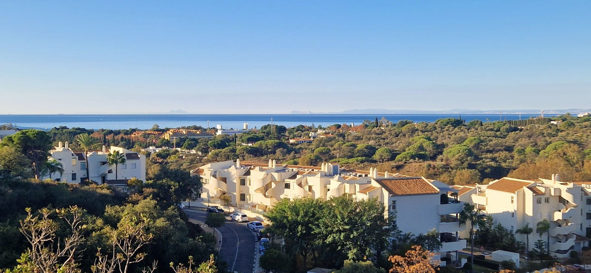 Appartement te koop in Elviria | 2 slaapkamers H5105044
